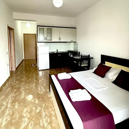 Konukevi Seli's Ksamil